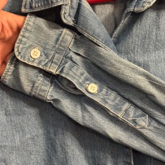Levi’s Boyfriend Denim Button Up Collared Long Sleeve Top size Small - Picture 9 of 10